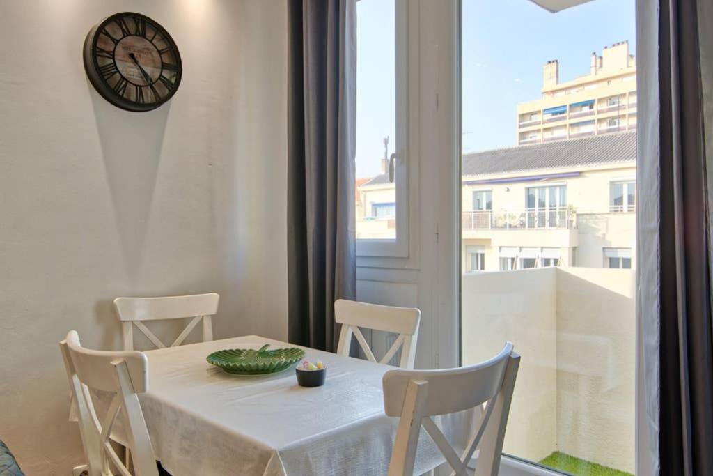La Pointe Des Catalans Apartment Marseille Exterior photo